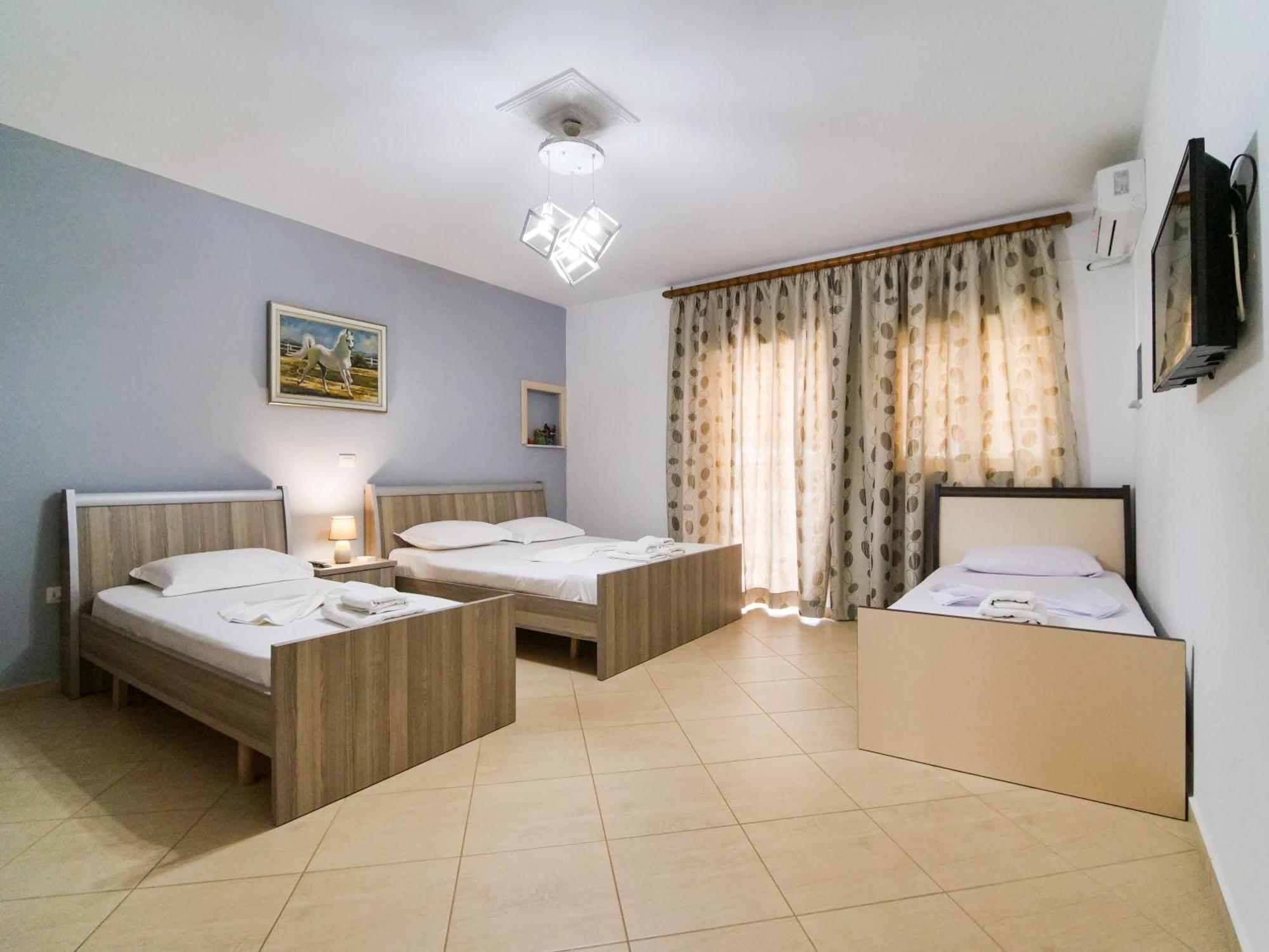 Sea Breeze Leilighet Himare